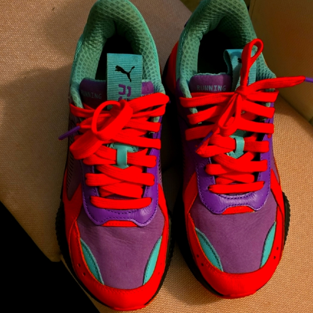Puma Red and Purple Athletic Shoes Size 6 Youth